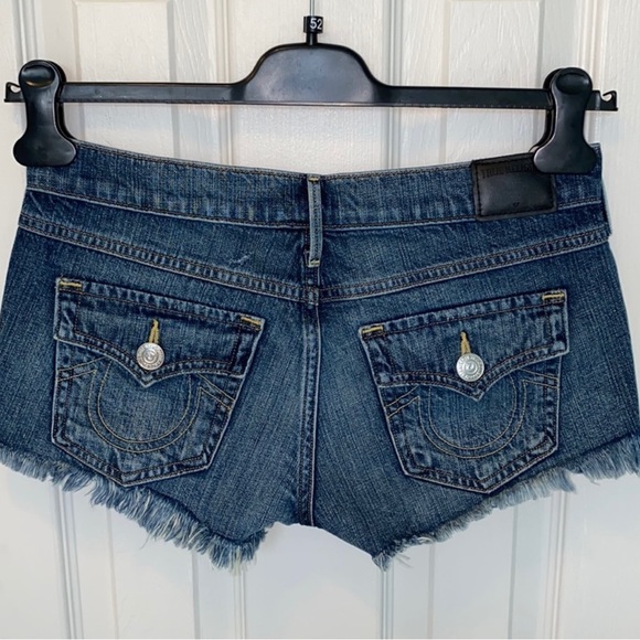 TRUE RELIGION Denim Joey Cut Off Shorts - Picture 4 of 13